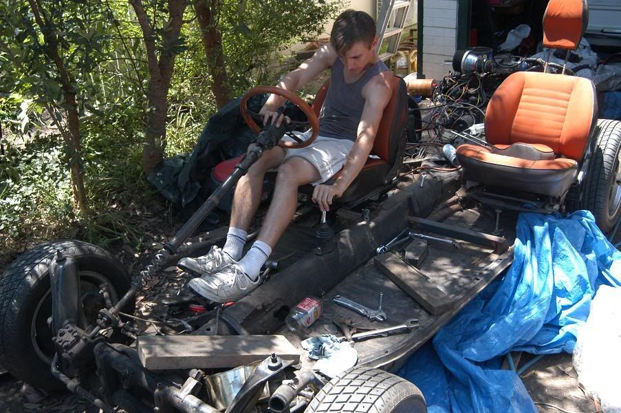 http://i240.photobucket.com/albums/ff112/igatenby/shorty.jpg http://i240.photobucket.com/albums/ff112/igatenby/shorty.jpg