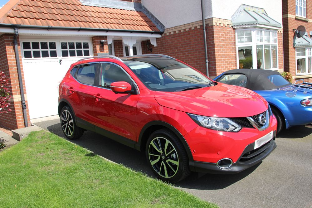 Nissan flame red qashqai #6