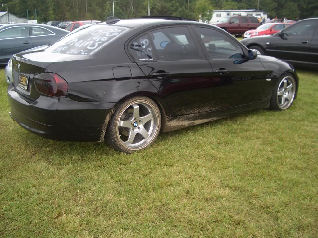 http://i240.photobucket.com/albums/ff31/kramerbuccs24/H2OI%202009/CIMG5607.jpg