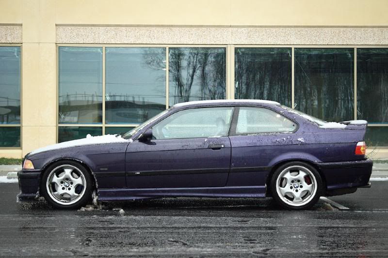 http://i240.photobucket.com/albums/ff31/kramerbuccs24/e36%20m3/stance.jpg