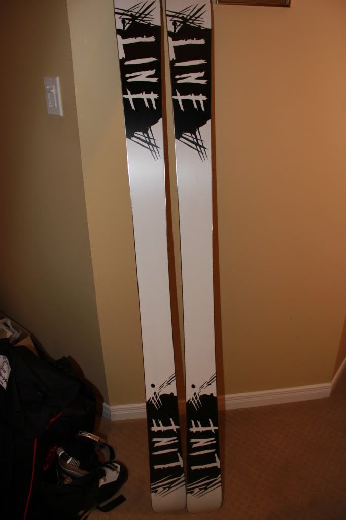 skisandbindings003.jpg