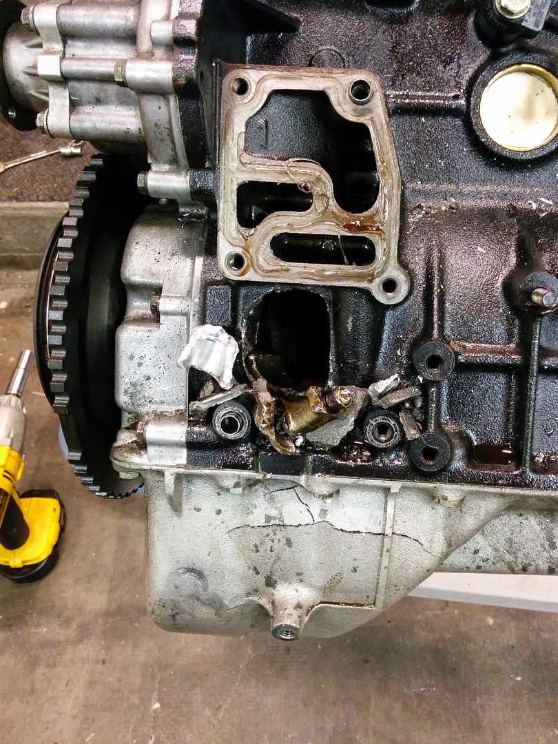 M52 oil pump chain loose