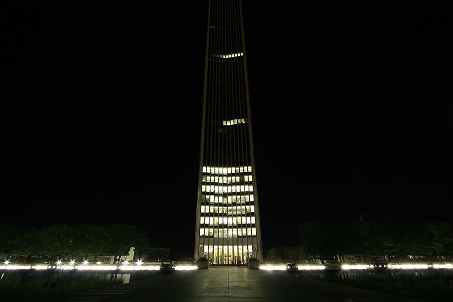 IMAGE: http://i240.photobucket.com/albums/ff80/killerblackbird/06-13.jpg