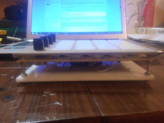 http://i240.photobucket.com/albums/ff84/Gerietis_1/20151208_184242_zpscbpnqu4l.jpg
