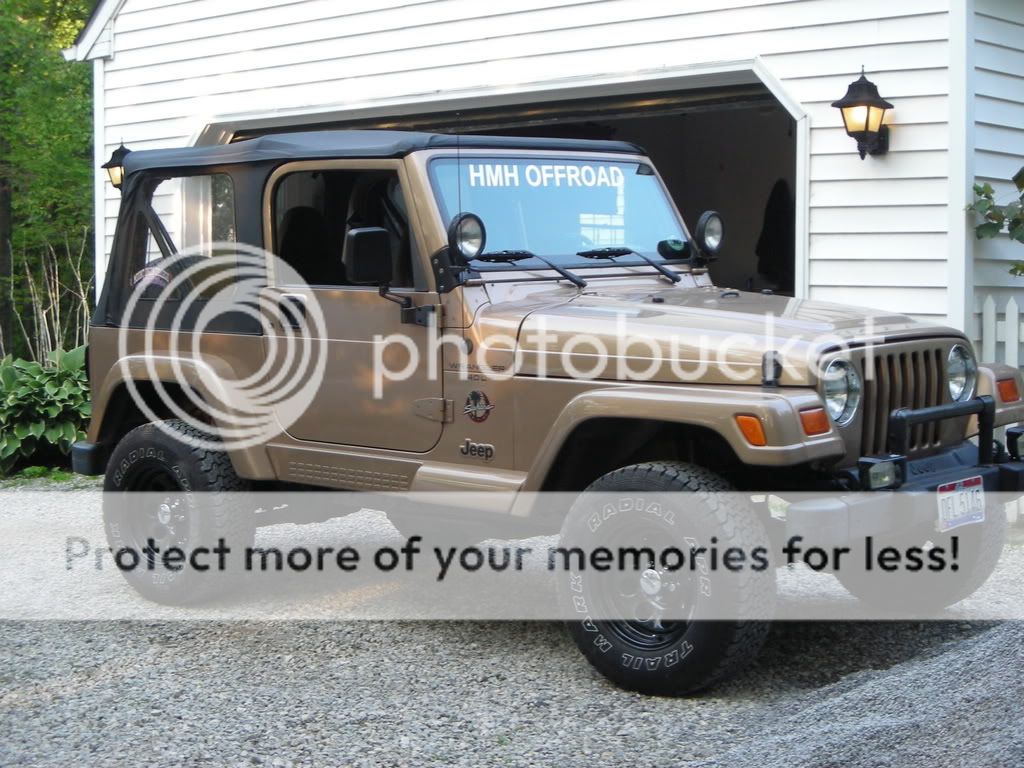 Desert Sand Pearlcoat Sahara's.....goldish tan. | Jeep Enthusiast Forums